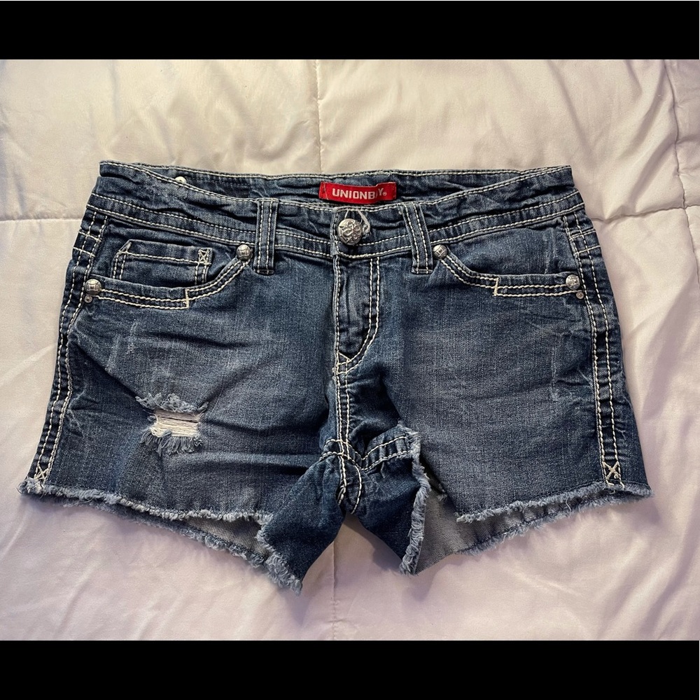 Size 5 UNIONBAY Women’s Jean Shorts